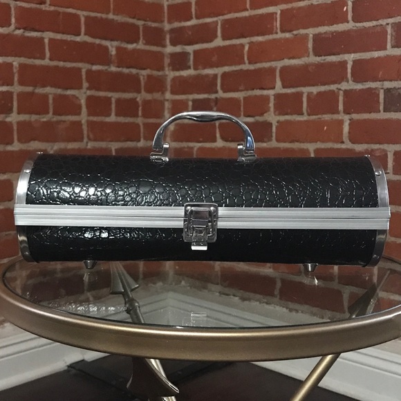 Primeware Handbags - Primeware Wine Purse